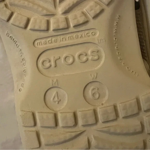 ❌Crocs Classic Clog Bone - Picture 7 of 8
